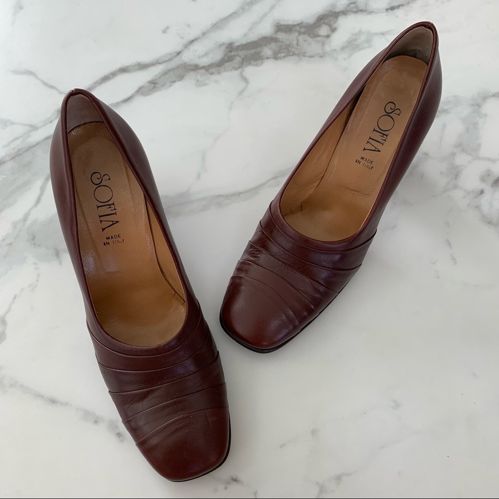 Sofia Size 6.5 Brown Leather 3 Inch High Heels